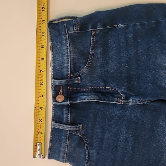 Old Navy Ballerina Denim Jean Shorts Size 10 - Picture 6 of 6